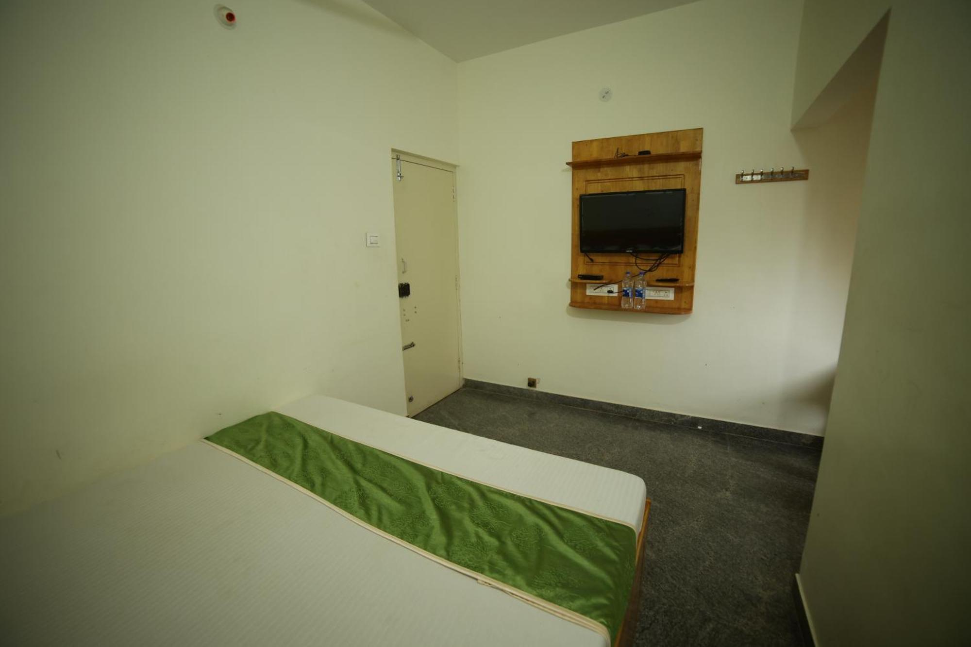 Naksha Tree Hotels - Yelagiri Luaran gambar